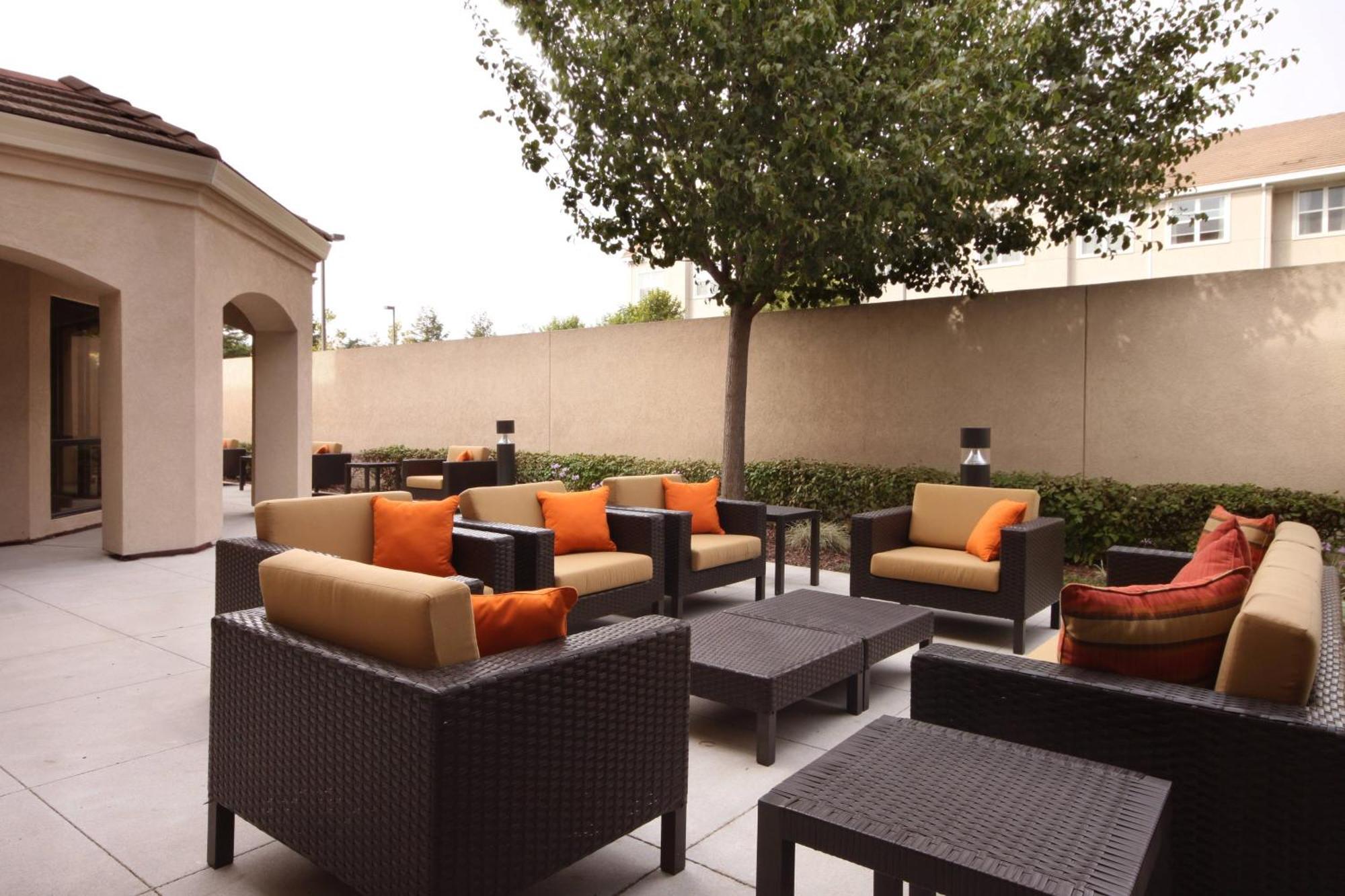 Hotel Courtyard By Marriott Salinas Monterey Extérieur photo