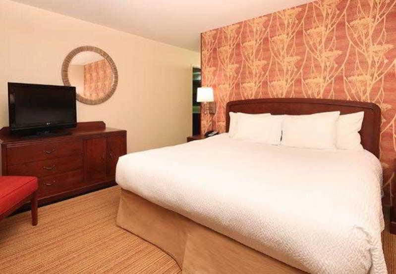 Hotel Courtyard By Marriott Salinas Monterey Extérieur photo
